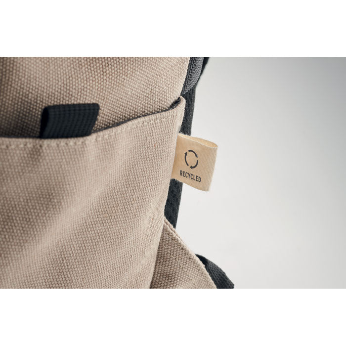 Mochila em lona reciclada